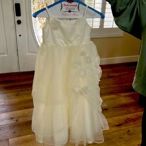 Kids formal white dress- size 5